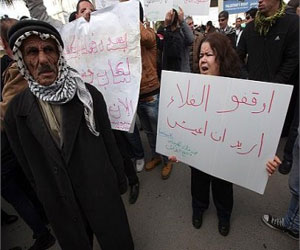   مصر اليوم - مسيرات في الضفة الغربية احتجاجاً على الغلاء ورفع الضرائب