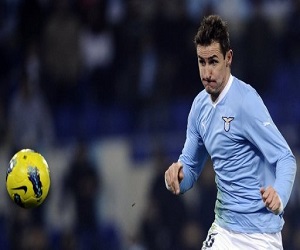   مصر اليوم - كلوزه لتحطيم رقم مولر امام الولايات المتحدة