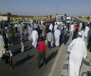   مصر اليوم - الأمن ينجح في فتح الطريق الزراعي في بنها بعد توقفه أكثر من 3 ساعات