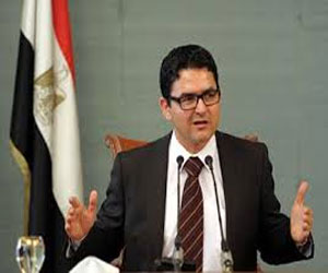 مصر اليوم - حزبي مصري ينصح مرسي بتغيير مستشاريه