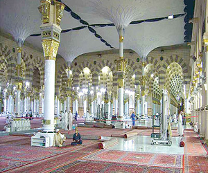   مصر اليوم - المرأة تعود للتدريس والدعوة داخل أروقة الحرم المكي