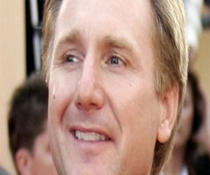   مصر اليوم - الجحيم لازالت تتصدر قائمة نيويورك تايمز لأعلى مبيعات الكتب