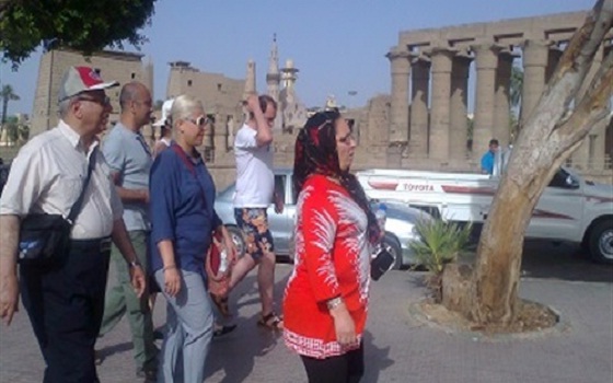 مصر اليوم - وصول فوج سياحي إيراني إلى الغردقة وترحيب أصحاب الفنادق