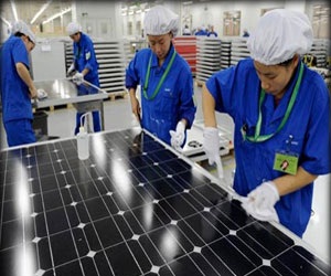 مصر اليوم - فرض غرامات على ألواح الطاقة الواردة من الصين