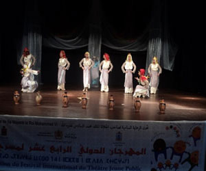 مصر اليوم - انطلاق فعاليات المهرجان الوطني للمسرح في مكناس