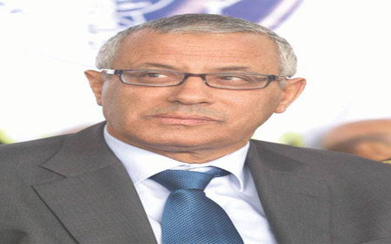   مصر اليوم - رئيس الوزراء الليبي يبدأ جولة محلية عشية انتخاب عُمداء البلديات