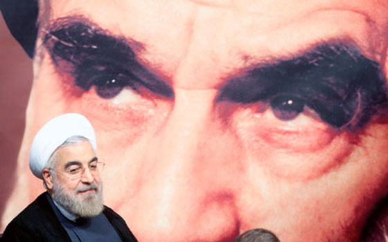   مصر اليوم - الحياة تدب في سباق الرئاسة الإيراني بدعم الإصلاحيين لحسن روحاني