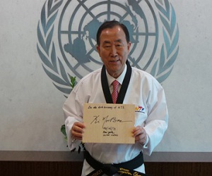   مصر اليوم - بان كي مون يحمل الحزام الأسود في التايكوندو