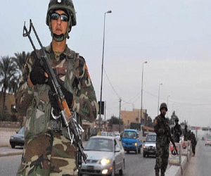   مصر اليوم - إجراءات أمنية مشددة تحسباً إلى هجمات مسلحة في الأنبار