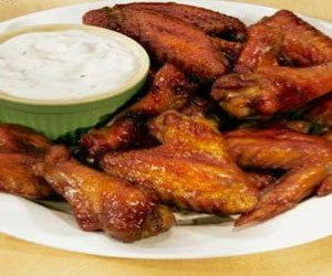   مصر اليوم - أجنحة الدجاج الحمراء