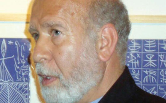 مصر اليوم - أرفض نعتي بفنان الإسلام وأعتبر نفسي فنانًا معاصرًا