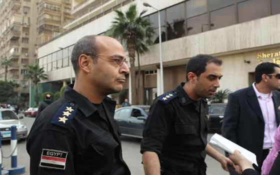   مصر اليوم - جدل بين الخبراء بشأن قانون تغليظ عقوبة الاعتداء على رجال الشرطة المصريين