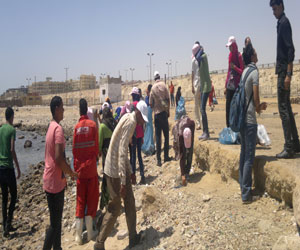 مصر اليوم - حملةحنبدأ بخطوه تنظف شواطئ البحر الأحمر