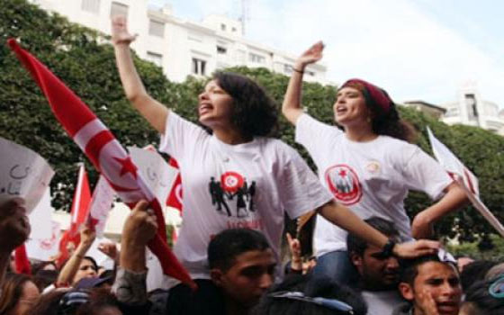 مصر اليوم - فيمن تتوعد إسلاميي تونس بجيش من العاريات وتصفهم بـالإرهابيين والطغاة