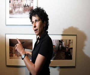 مصر اليوم - جدل حول معرض لمصورة فلسطينية في باريس