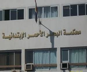   مصر اليوم - إحالة أمين شرطة ومحامٍ ورقيب إلى نيابة الغردقة لابتزازهم سعوديًا