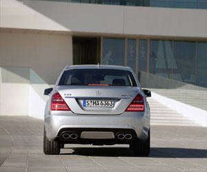 مصر اليوم - مرسيدس تكشف عن سيارتها أس - 63 الجديدة