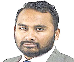 مصر اليوم - تعيين أول رئيس تحرير غير أبيض لصحيفة الـإندبندنت البريطانية