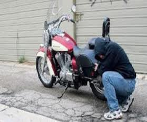   مصر اليوم - ضبط عصابة تخصصت في سرقة المساكن والدراجات البخارية في الغردقة