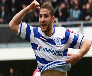   مصر اليوم - باريس سان جيرمان يبدي رغبته في ضم  تاعرابت