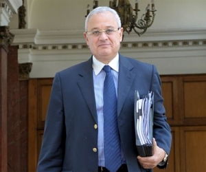 مصر اليوم - أنباء عن استقالة وزير السياحة اعتراضًا على تعيين عضو الجماعة الإسلامية محافظًا للأقصر