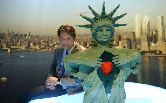 مصر اليوم - ناثان صوايا يفتتح معرضًا جديدًا للـليغو