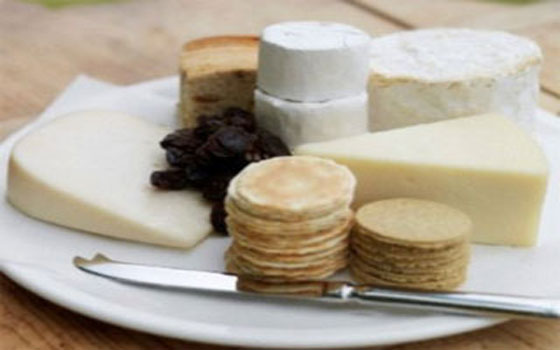 مصر اليوم - تناول الجبن يقلل من الحاجة إلى علاج الأسنان