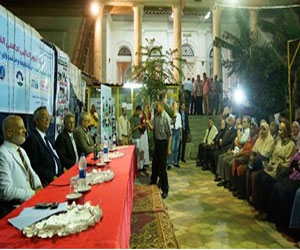 مصر اليوم - احتفالية باليوم العالمي لجامعي القمامة في الإسكندرية