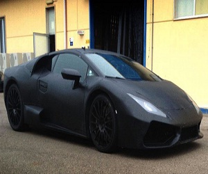   مصر اليوم - التقاط أول صورة تجسسية لـ لامبورغيني Cabrera