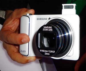 مصر اليوم - سامسونغ تكشف عن غالاكسي إس 4 زووم رسميًا