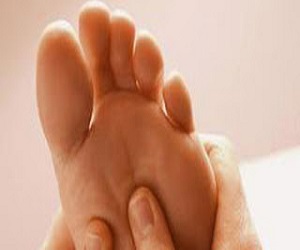 مصر اليوم - نصائح و وصفات للتخلص من رائحة الأقدام الكريهة