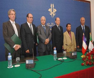   مصر اليوم - الجزائر وفرنسا توقعان اتفاقا للتعاون في التكوين المهني