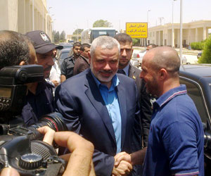   مصر اليوم - عودة هنية والوفد المرافق إلى قطاع غزة