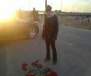   مصر اليوم - متظاهرو الأنبار يقطعون الطريق الدولي بين العراق والأردن وسورية