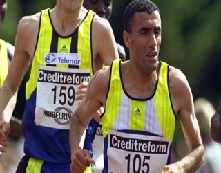   مصر اليوم - فرنسا تفرج عن خالد السكاح بكفالة