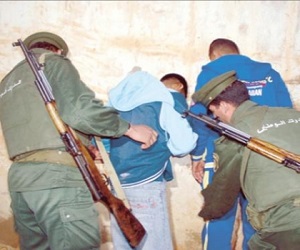 مصر اليوم - تحرير فتاة في الجزائر وإلقاء القبض على الخاطفين