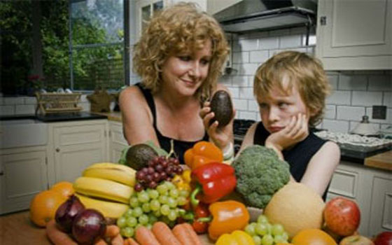 مصر اليوم - تحذير من تأثير الغذاء غير الصحي في سن مبكرة