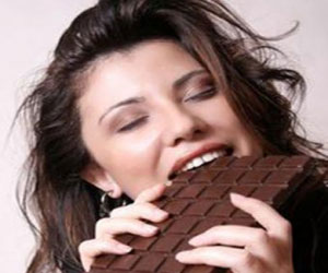   مصر اليوم - الشوكولاتة تُخفف من حدة التوتر لدى المرأة