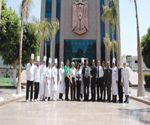   مصر اليوم - نقابة السياحة تحذر العمال من اتفاقيات عمل مزورة