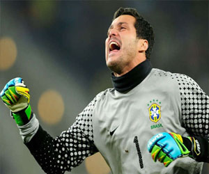   مصر اليوم - سيزار حارس البرازيل يحذر السامبا من انتفاضة أوروغواي