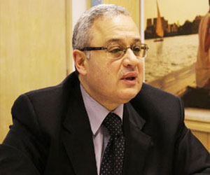   مصر اليوم - زعزوع: السياحة تتعافى ومصر لا تختزل في أماكن التظاهرات