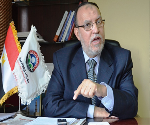   مصر اليوم - العريان يعتبر أن الشعب لن يستجيب لدعاة الفوضى