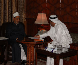   مصر اليوم - شيخ الأزهر : مصر ستتجاوز أزمتها الراهنة بأمان وسلام