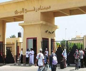 مصر اليوم - عبور 55 مرحلًا فلسطينيًا بين مصر وقطاع غزة