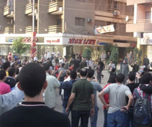   مصر اليوم - إصابة 4 منالحرية والعدالة بعد مهاجمة الأهالي للمقر في الدقهلية