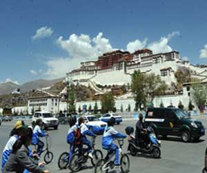   مصر اليوم - لاسا الصينية تجتذب أكثر من مليون سائح