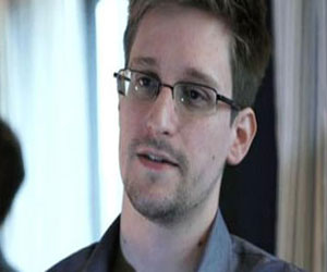   مصر اليوم - بوتين يؤكد وصول سنودين لروسيا