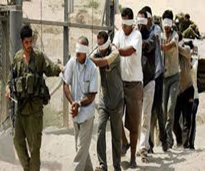   مصر اليوم - الاحتلال يطلق حملة موسعة للاعتقالات في الضفة ويهدم منزلا أثريًا