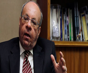 مصر اليوم - وحيد عبد المجيد يضع شهادته على دستور 2012