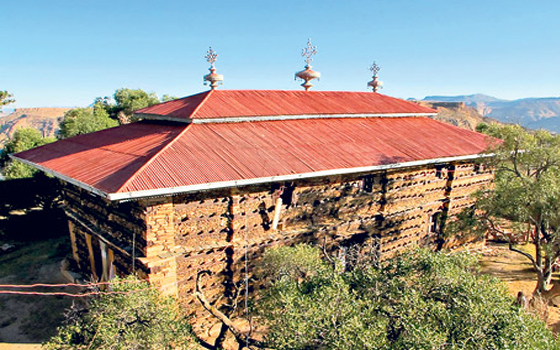 مصر اليوم - دير ديبرا دامو لعشاق السياحة الدينية